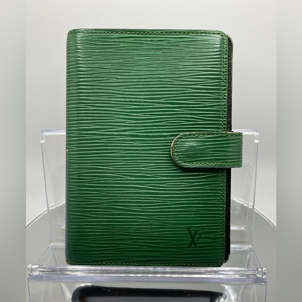Louis Vuitton - Authentic - Green Epi Small Ring Agenda Cover